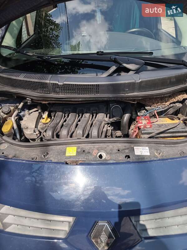 Мінівен Renault Grand Scenic 2004 в Києві