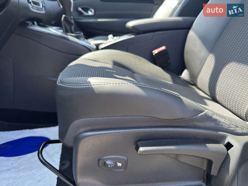 Минивэн Renault Grand Scenic 2013 в Киеве