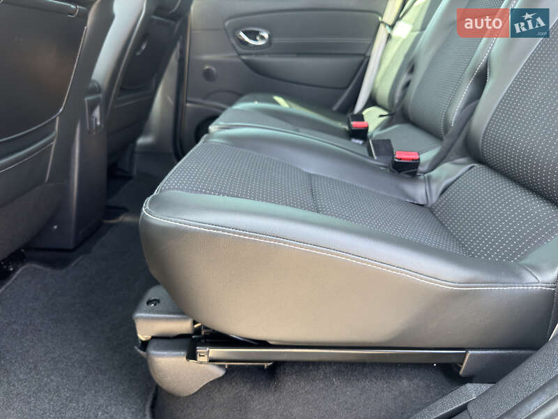 Минивэн Renault Grand Scenic 2013 в Киеве