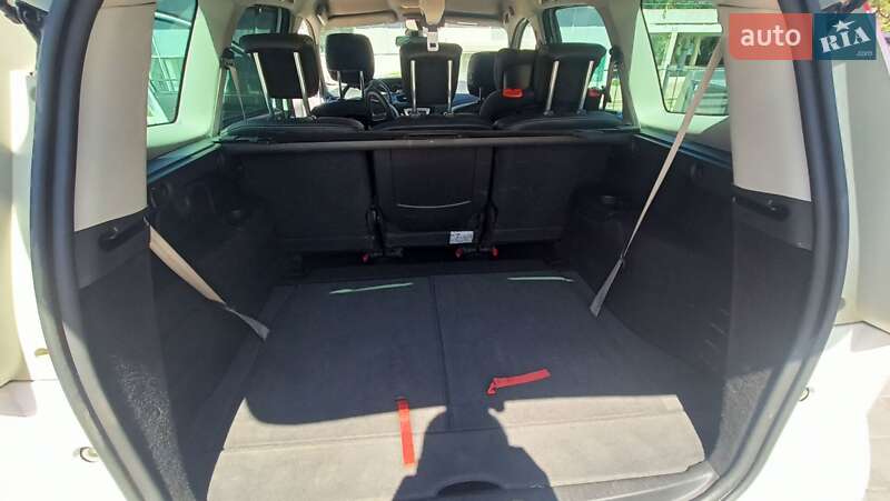 Минивэн Renault Grand Scenic 2016 в Запорожье