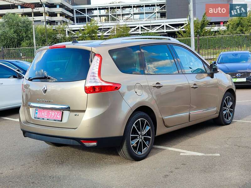Минивэн Renault Grand Scenic 2013 в Киеве