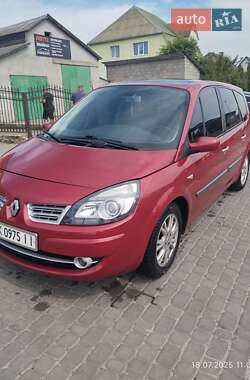 Минивэн Renault Grand Scenic 2009 в Вараше