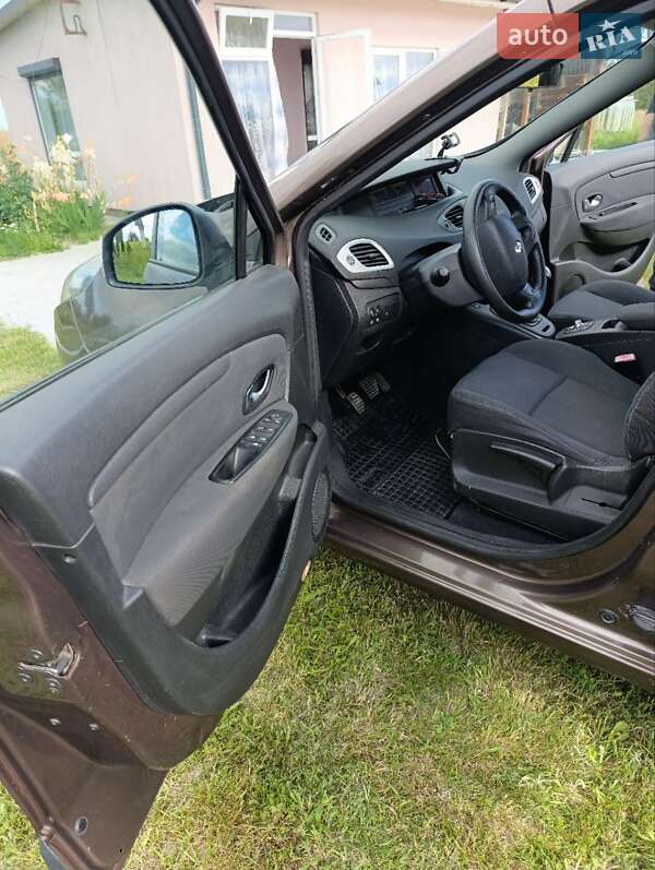 Минивэн Renault Grand Scenic 2010 в Каменке-Бугской