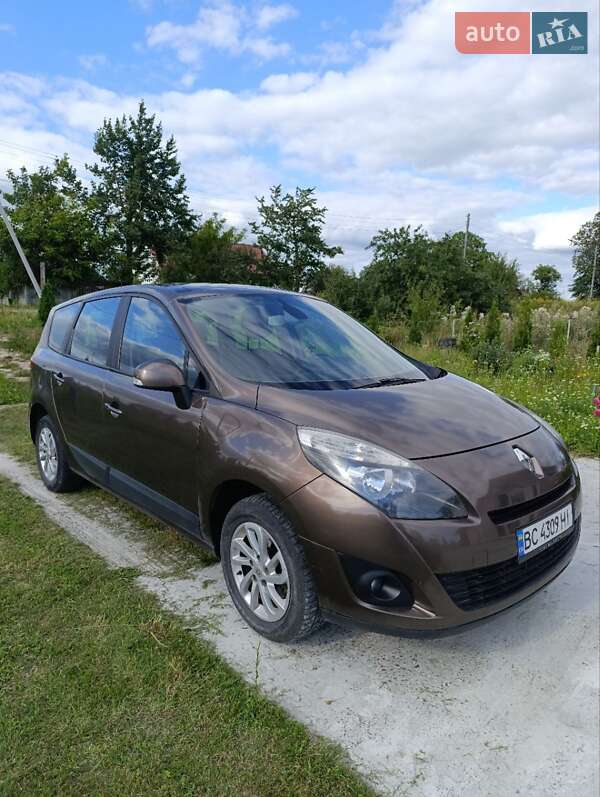 Минивэн Renault Grand Scenic 2010 в Каменке-Бугской