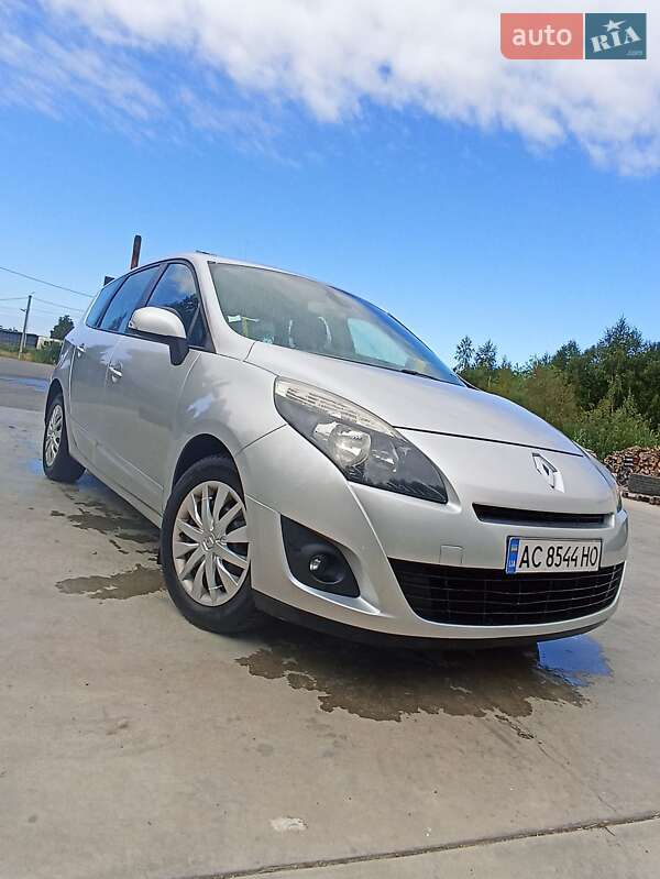 Renault Grand Scenic 2010