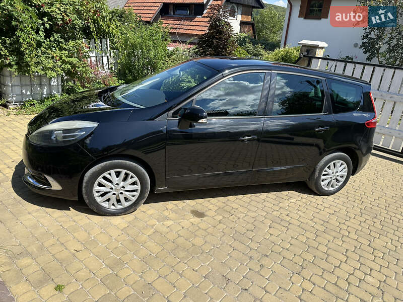 Минивэн Renault Grand Scenic 2014 в 