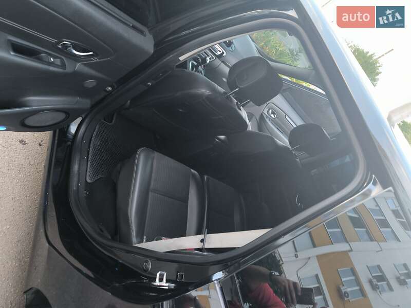 Минивэн Renault Grand Scenic 2012 в Харькове