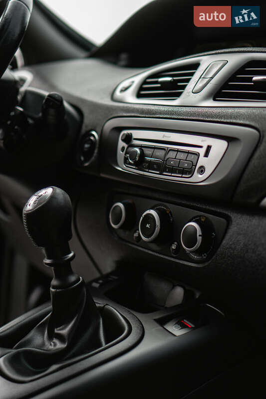 Мінівен Renault Grand Scenic 2014 в Бурштині