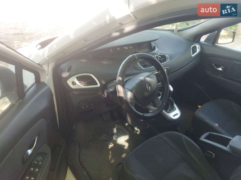 Мінівен Renault Grand Scenic 2010 в Херсоні фото 3 Мінівен Renault Grand Scenic 2010 в Херсоні