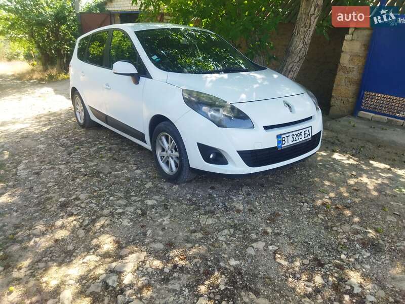 Мінівен Renault Grand Scenic 2010 в Херсоні фото 16 Мінівен Renault Grand Scenic 2010 в Херсоні
