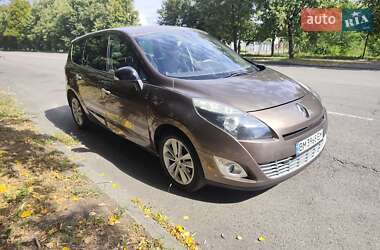 Renault Grand Scenic 2011