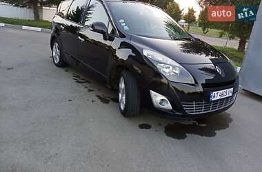 Минивэн Renault Grand Scenic 2010 в Снятине