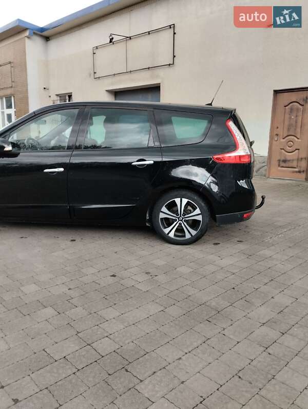 Минивэн Renault Grand Scenic 2011 в Стрые фото 15 Минивэн Renault Grand Scenic 2011 в Стрые