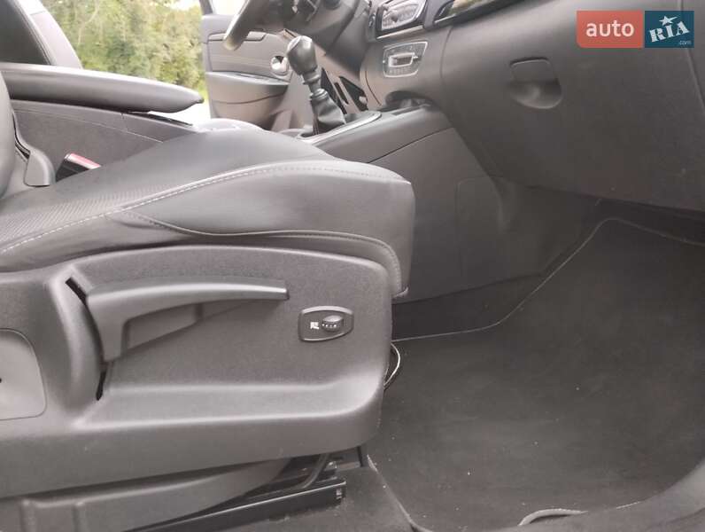 Минивэн Renault Grand Scenic 2011 в Стрые фото 28 Минивэн Renault Grand Scenic 2011 в Стрые