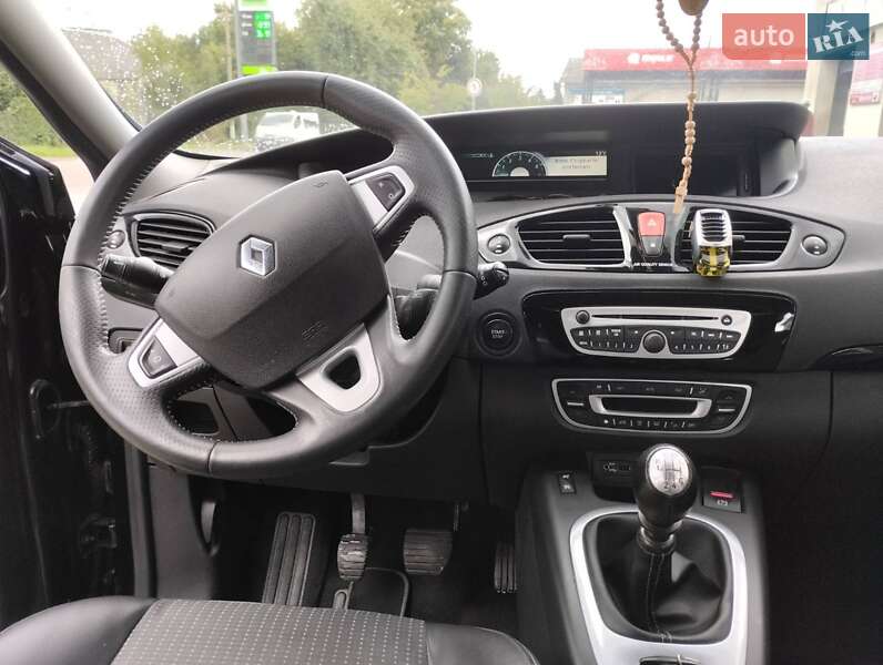 Минивэн Renault Grand Scenic 2011 в Стрые фото 31 Минивэн Renault Grand Scenic 2011 в Стрые