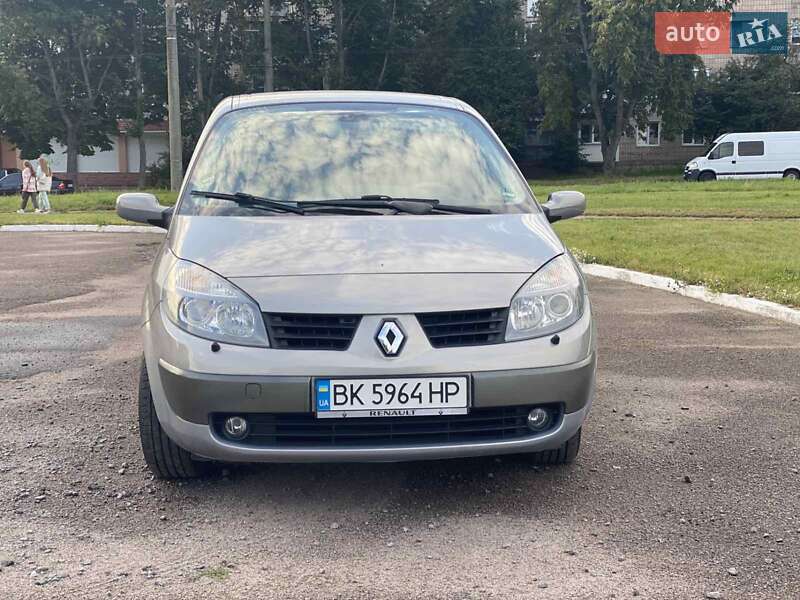 Минивэн Renault Grand Scenic 2005 в Ровно