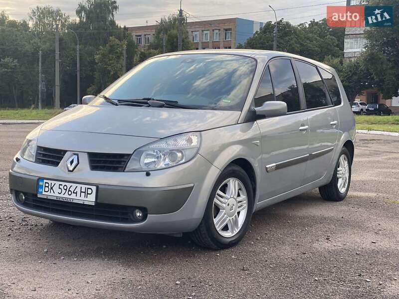 Renault Grand Scenic 2005