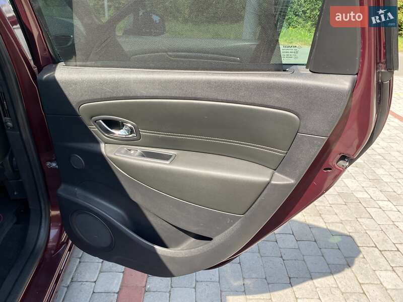 Минивэн Renault Grand Scenic 2013 в Староконстантинове