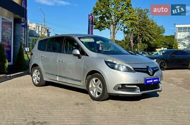 Минивэн Renault Grand Scenic 2015 в 