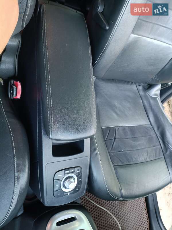 Мінівен Renault Grand Scenic 2015 в Пустомитах