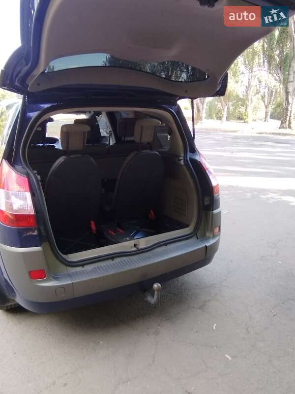 Мінівен Renault Grand Scenic 2004 в Кривому Розі фото 4 Мінівен Renault Grand Scenic 2004 в Кривому Розі
