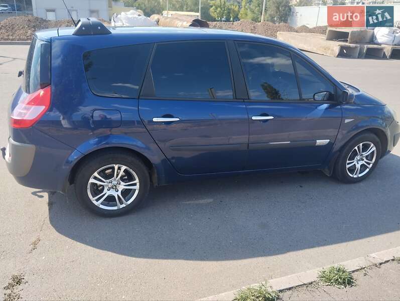 Мінівен Renault Grand Scenic 2004 в Кривому Розі фото 17 Мінівен Renault Grand Scenic 2004 в Кривому Розі