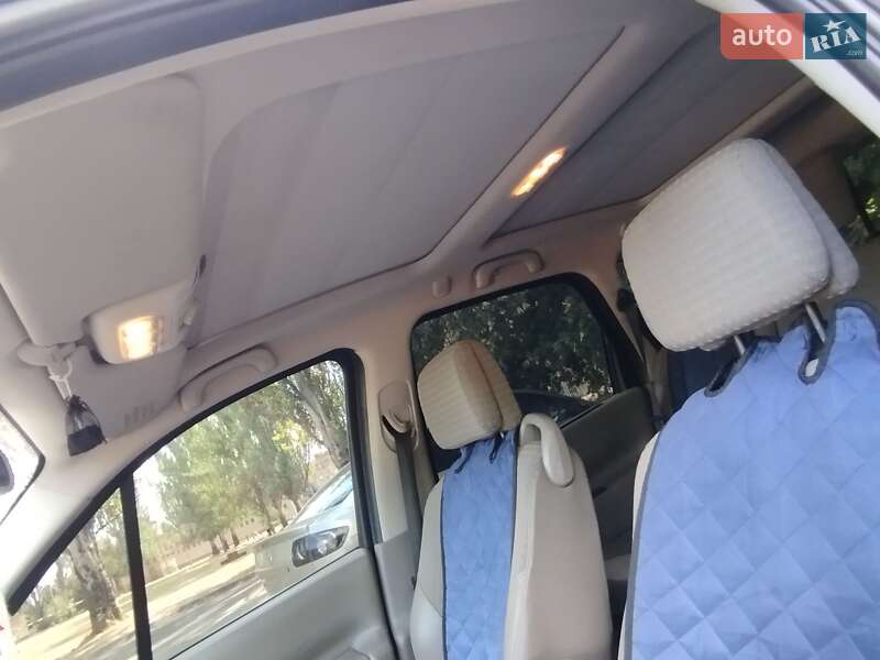 Мінівен Renault Grand Scenic 2004 в Кривому Розі фото 21 Мінівен Renault Grand Scenic 2004 в Кривому Розі