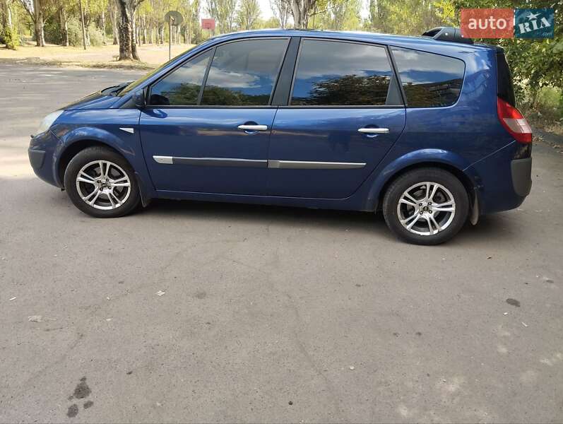 Мінівен Renault Grand Scenic 2004 в Кривому Розі фото 29 Мінівен Renault Grand Scenic 2004 в Кривому Розі