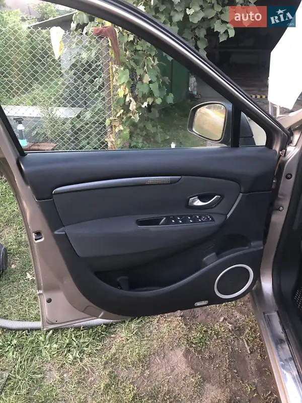 Renault Grand Scenic 2009 VIN VF1JZ0DA640871689 фото оголошення 18 з 66