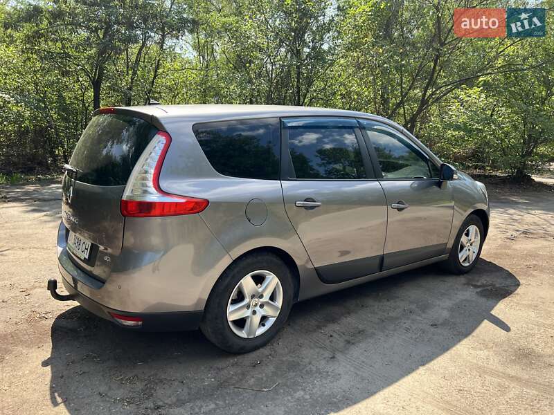 Минивэн Renault Grand Scenic 2012 в Кременчуге