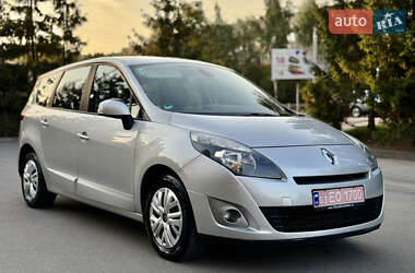 Renault Grand Scenic 2012