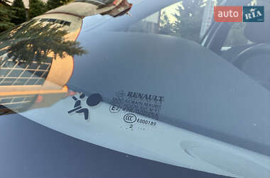 Минивэн Renault Grand Scenic 2012 в 