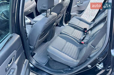Минивэн Renault Grand Scenic 2014 в 