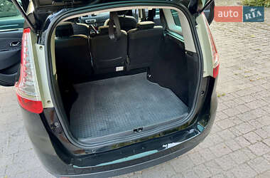 Минивэн Renault Grand Scenic 2014 в 
