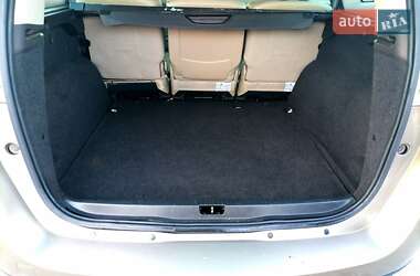 Минивэн Renault Grand Scenic 2011 в 