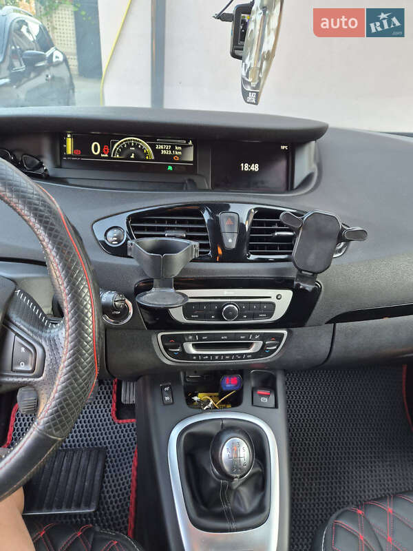 Мінівен Renault Grand Scenic 2015 в Старокостянтинові фото 5 Мінівен Renault Grand Scenic 2015 в Старокостянтинові