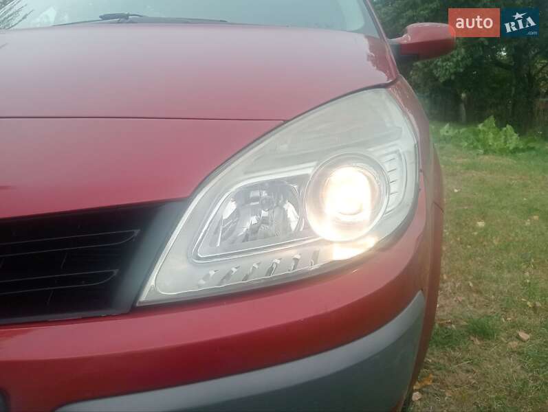 Минивэн Renault Grand Scenic 2006 в Луцке