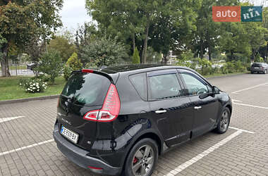 Минивэн Renault Grand Scenic 2010 в 