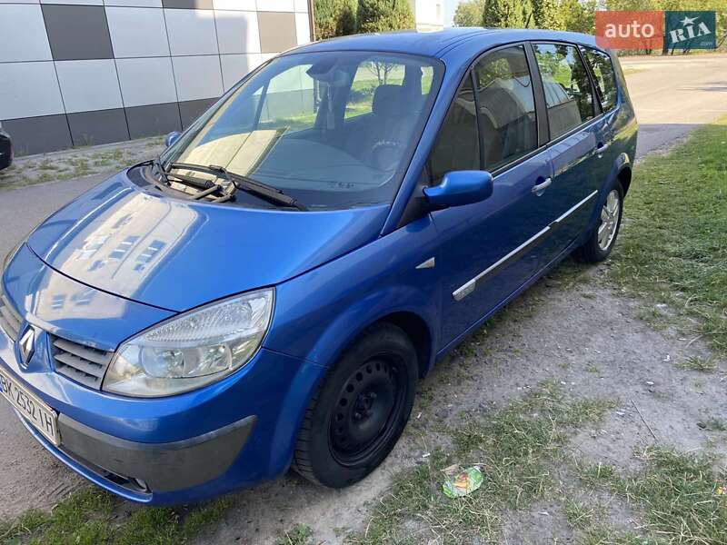 Минивэн Renault Grand Scenic 2005 в 