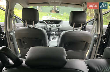 Мінівен Renault Grand Scenic 2013 в  фото 22 Мінівен Renault Grand Scenic 2013 в
