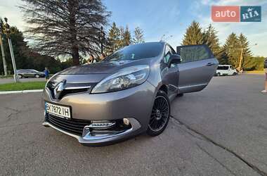 Минивэн Renault Grand Scenic 2015 в 