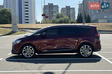 Минивэн Renault Grand Scenic 2017 в 