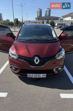 Минивэн Renault Grand Scenic 2017 в 
