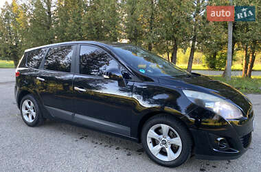 Мінівен Renault Grand Scenic 2010 в 
