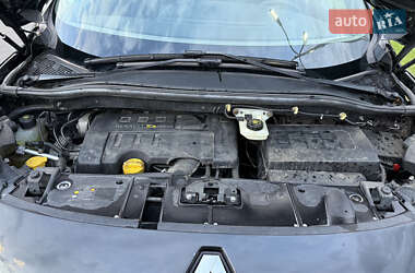 Минивэн Renault Grand Scenic 2010 в 