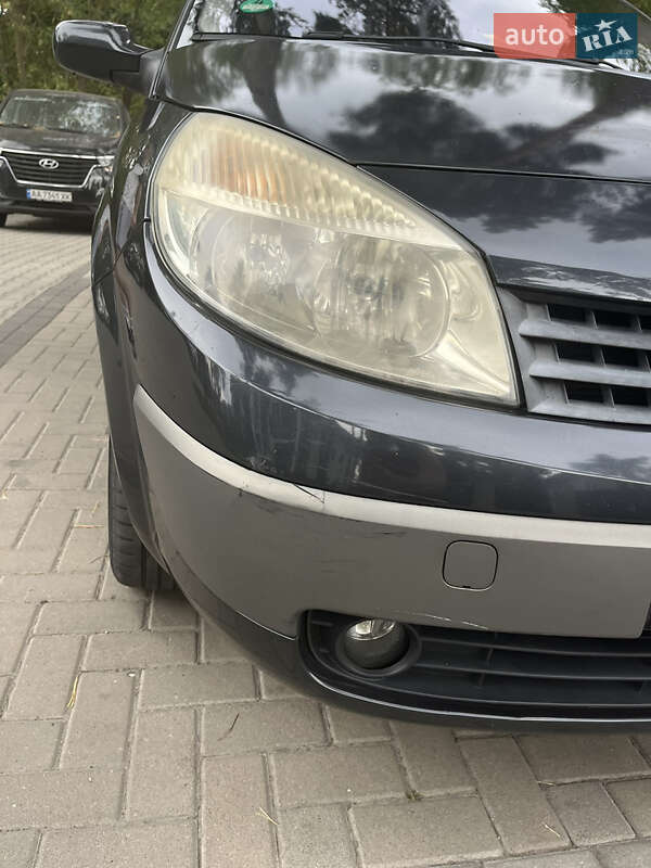 Минивэн Renault Grand Scenic 2004 в Киеве