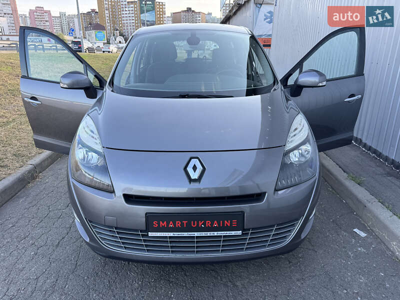 Мінівен Renault Grand Scenic 2010 в Києві фото 9 Мінівен Renault Grand Scenic 2010 в Києві
