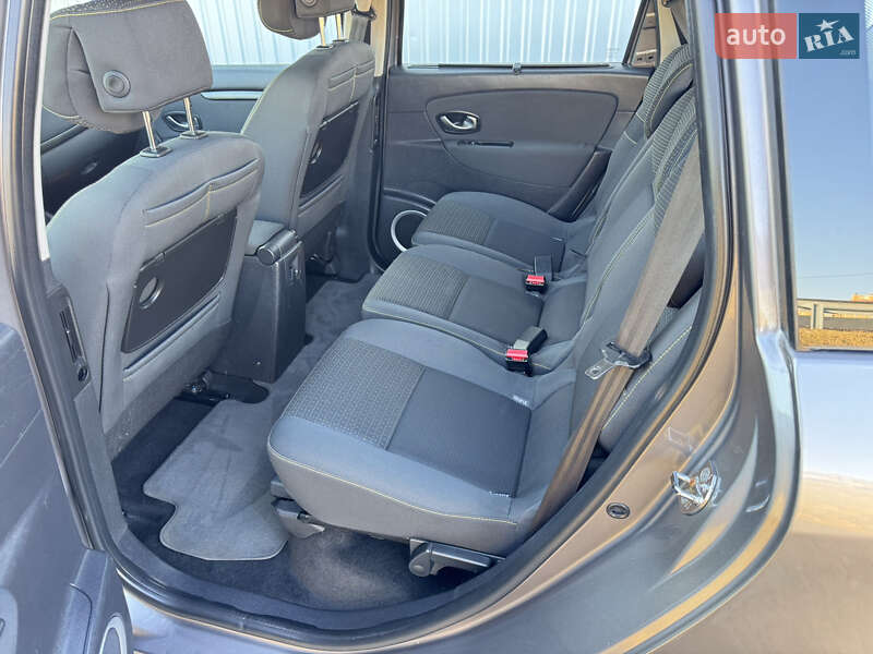 Мінівен Renault Grand Scenic 2010 в Києві фото 18 Мінівен Renault Grand Scenic 2010 в Києві