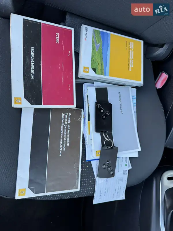 Мінівен Renault Grand Scenic 2010 в Києві документ 2 фото Мінівен Renault Grand Scenic 2010 в Києві документ