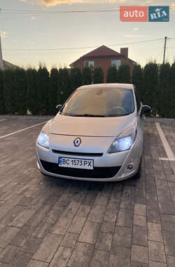 Renault Grand Scenic 2011